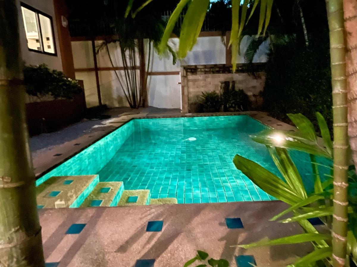 Private Pool & Jacuzzi Villa Pattaya - 600M From Beach Exterior photo